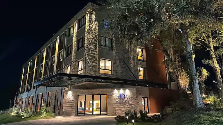 Double Tree by Hilton Caracol